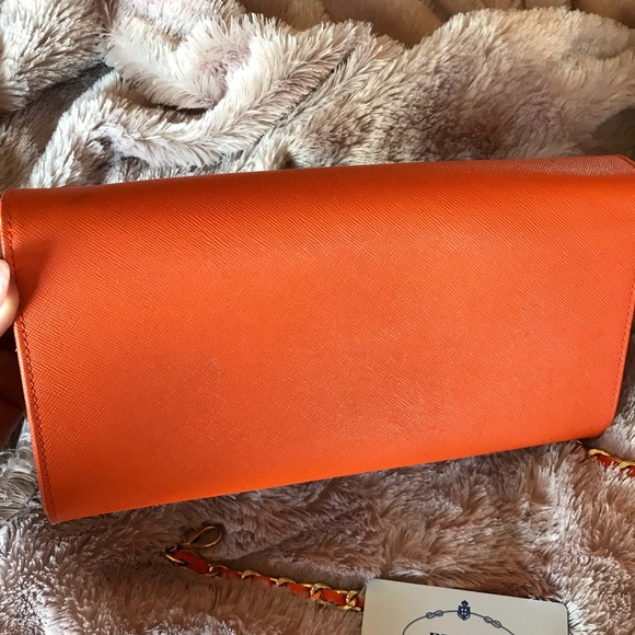 Prada Saffiano Wallet Sold Out Everywhere! - Picture 7 of 8